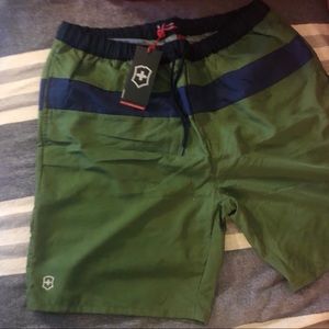 🔥 $75 NWT Victorinox Men’s Beach Swim Shorts XXL